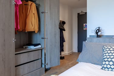 Gold En Suite at Pavilion Point, 118-132 London Road, The Level, Brighton, BN14JH - Image 4